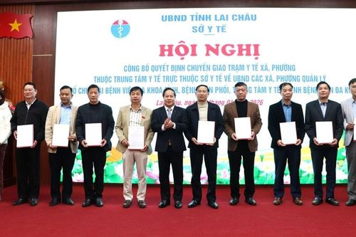Lai Châu: Chính thức chuyển giao 38 trạm y tế về UBND xã, phường quản lý