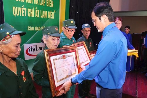 Quy định về xét, truy tặng 'Huy chương Thanh niên xung phong vẻ vang'