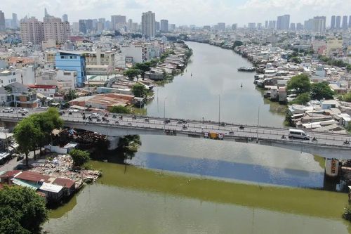 Cuộc sống mới của người dân từng sống trên, ven kênh rạch