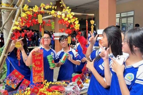 Linh hoạt thời gian nghỉ Tết: Hiệu trưởng được trao quyền, nhiều bên hưởng lợi
