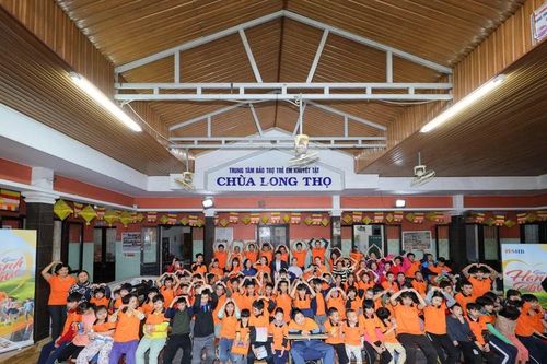 Những giọng hát đặc biệt tại Trung tâm Bảo trợ chùa Long Thọ