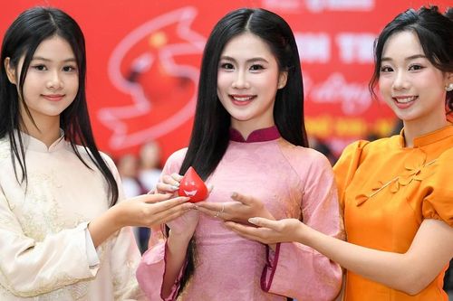 Dàn người đẹp Hoa hậu Việt Nam lan tỏa Chủ Nhật Đỏ
