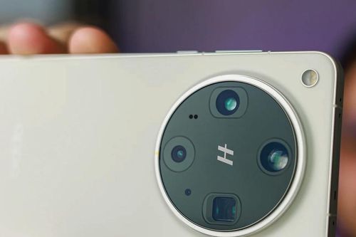 Oppo Find X9 Ultra sở hữu camera 'khủng' khiến Samsung phải lo lắng