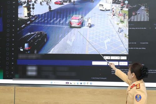 Công an Hà Nội công bố danh sách 342 ô tô, xe máy bị camera AI phát hiện vi phạm