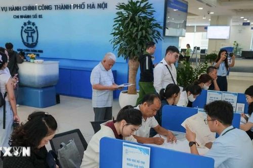 Hà Nội tái cấu trúc 293 thủ tục hành chính, tiết kiệm hơn 1.650 tỷ đồng mỗi năm