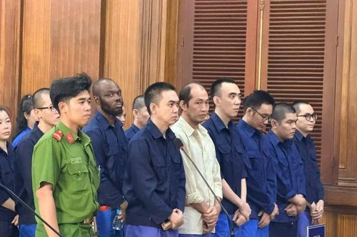 Xét xử các bị cáo trong đường dây rửa tiền cực lớn xuyên quốc gia