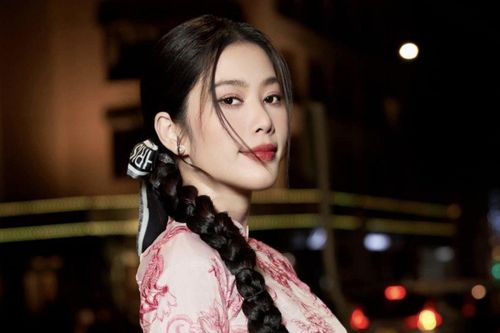 Món ăn vừa nhìn đã 'nổi gai ốc' ở quê nhà Nam Em, thử rồi lại nghiện lúc nào không hay