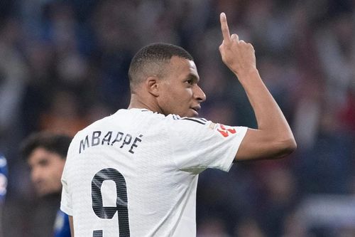 Real Madrid tái bổ nhiệm Niko Mihic và Antonio Pintus để giải cứu mùa giải