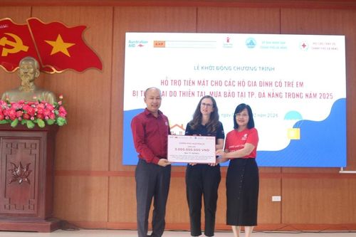 Chính phủ Úc hỗ trợ hơn 3 tỷ đồng cho trẻ em Đà Nẵng bị ảnh hưởng do thiên tai