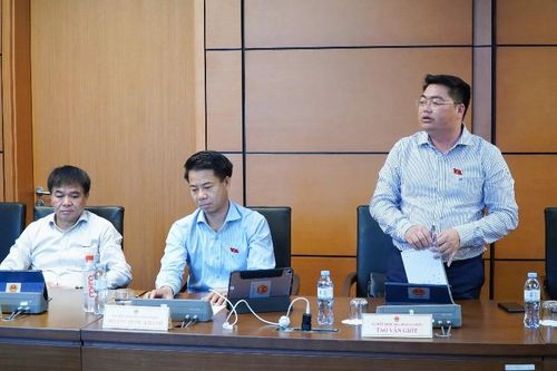 Trách nhiệm trước nhân dân