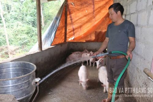 Gương sáng ở Khòn Hẩu