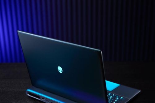 Alienware 18 Area-51: Laptop gaming mạnh nhất lịch sử Dell chính thức ra mắt