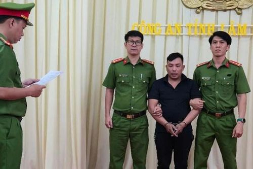 Lâm Đồng bắt đối tượng lừa thuê bóng đèn chong thanh long