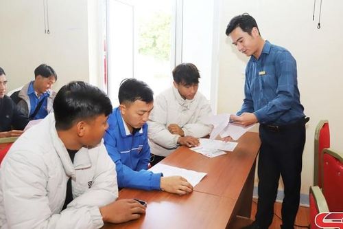 Đẩy mạnh công tác đưa người lao động đi làm việc ở nước ngoài
