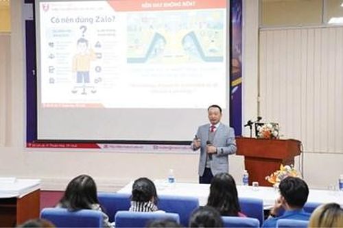 Đưa AI về cơ sở