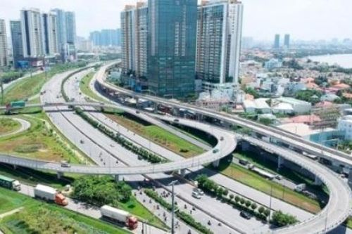 Chu kỳ đầu tư công mới mở rộng không gian huy động vốn cho hạ tầng