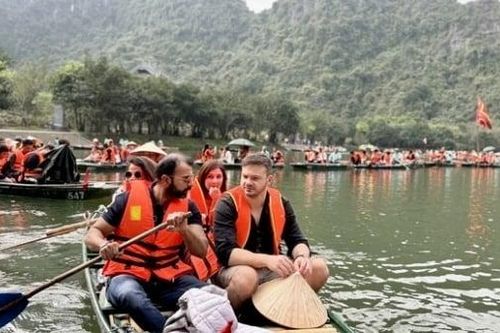 Năm 2025, Việt Nam đón lượng khách quốc tế cao kỷ lục, hơn 21 triệu lượt