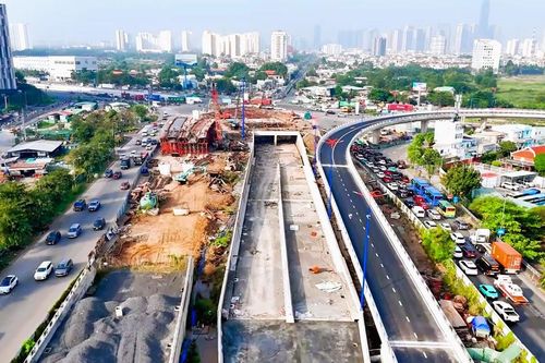 TP. Hồ Chí Minh: Tranh thủ 'thời gian vàng' đẩy nhanh tiến độ các dự án giao thông trọng điểm