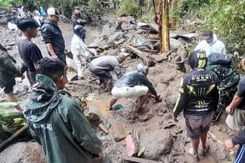 Lại xảy ra lũ quét tại Indonesia, ít nhất 14 người thiệt mạng