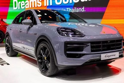 Porsche triệu hồi hơn 173.000 xe vì lỗi camera lùi