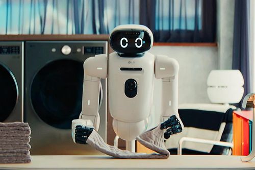 Robot gia đình đầu tiên của LG 'trình làng' tại CES 2026