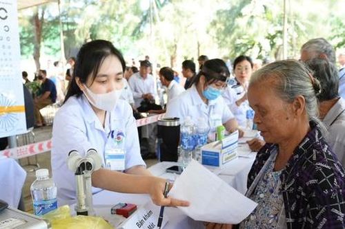 Huế: Nâng cao chất lượng y tế, hướng đến phục vụ người dân tốt hơn