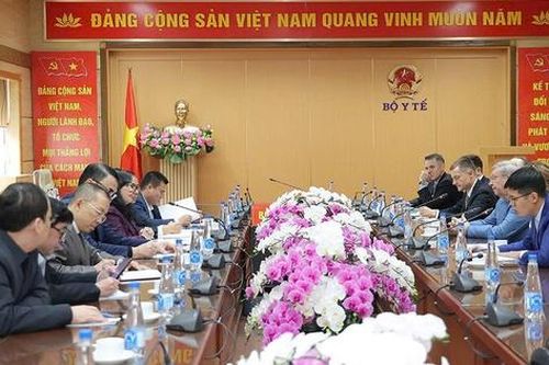 Bộ trưởng Đào Hồng Lan tiếp Chủ tịch Tập đoàn AFK Sistema của Nga
