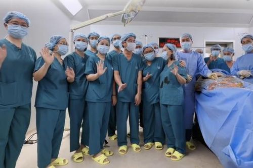 Thêm 1 bào thai mắc dị tật tim hiếm gặp ở TPHCM được thông tim thành công