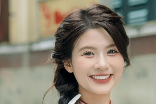 'Nữ thần thanh xuân' của Cách Em 1 Milimet bị chê thiếu cảm xúc trong phim mới