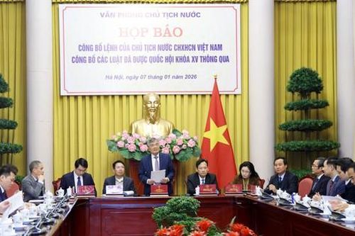 Công bố Lệnh của Chủ tịch nước về nhiều luật mới liên quan đến giáo dục, báo chí