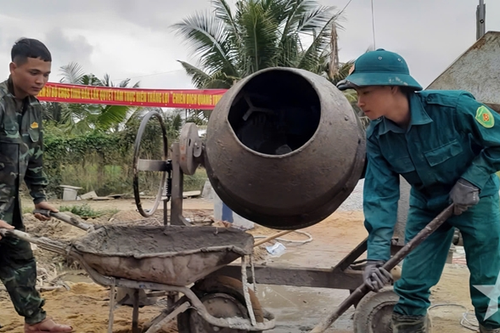 Trợ cấp ngày công lao động của dân quân thường trực không thấp hơn 327.600 đồng