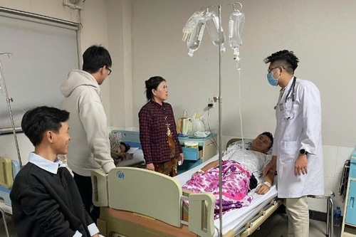 Lâm Đồng: Xử phạt chủ xe bánh mì gây ngộ độc gần 100 người