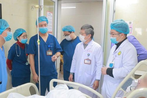 Tập trung điều trị tốt nhất nạn nhân bị thương trong vụ cháy ở phố Trần Cung