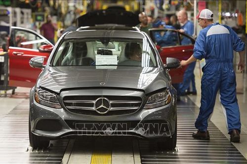 Mercedes-Benz sắp triển khai công nghệ lái xe tự động trên đường phố Mỹ