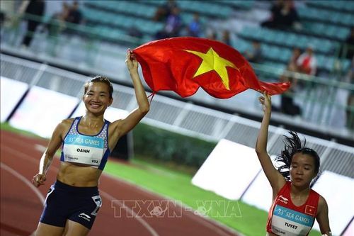 Tặng Bằng khen cho 329 VĐV và 62 HLV đạt thành tích xuất sắc tại SEA Games 33