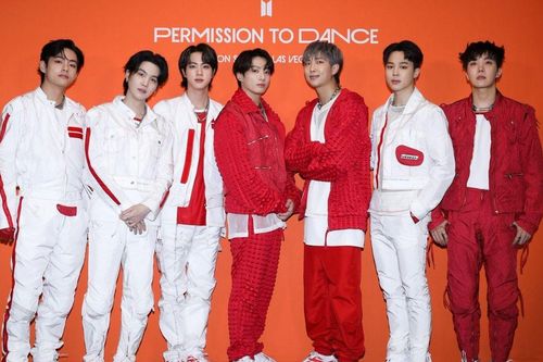 BTS thiết lập cột mốc lịch sử trước thềm comeback
