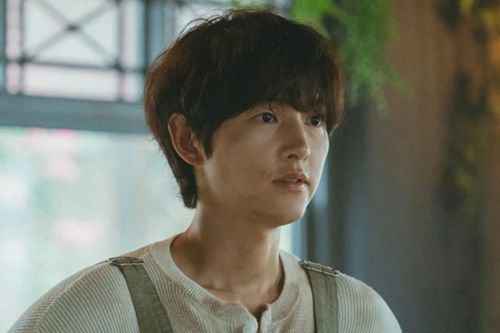 'Hết cứu' Song Joong Ki