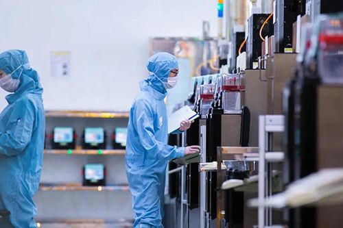 Các xưởng đúc chip lớn nhất Trung Quốc đồng loạt thực hiện các thương vụ hợp nhất