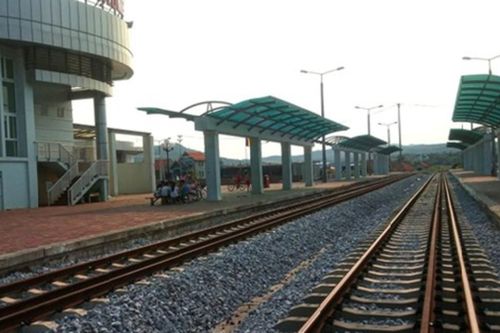 Bộ Xây dựng trả lời kiến nghị về dự án đường sắt dừng thi công hơn 10 năm