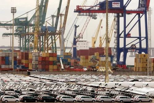 Brasil lập kỷ lục xuất khẩu bất chấp 'cú sốc thuế quan' từ Mỹ