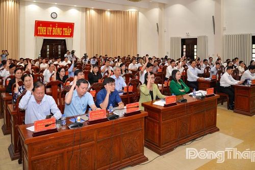 Đồng Tháp: Phát triển kinh tế là nhiệm vụ trung tâm