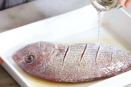Bí quyết đơn giản giúp khử mùi thực phẩm, giúp món ăn thơm ngon
