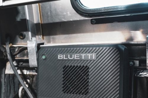 Bluetti ra mắt Charger 2: Trạm sạc xe hơi và năng lượng mặt trời công suất 1.200W