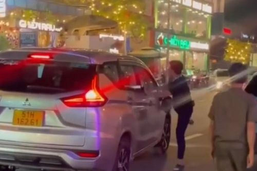 Khởi tố người đàn ông hành hung tài xế và đập phá xe công nghệ tại Thành phố Hồ Chí Minh