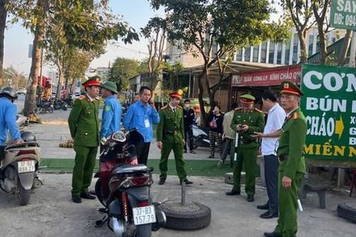 Nghệ An: Đồng loạt ra quân giải tỏa hành lang an toàn giao thông dịp Tết Bính Ngọ 2026