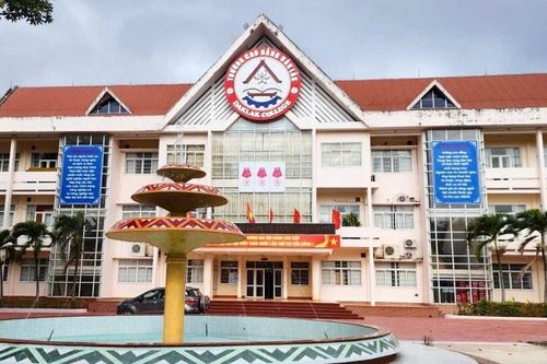 Sáp nhập Trường Cao đẳng nghề Phú Yên về Trường Cao đẳng Đắk Lắk