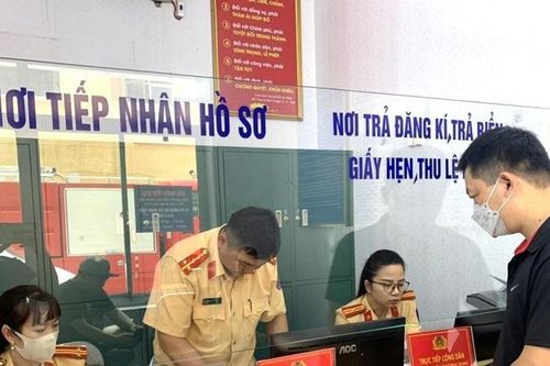 Quảng Trị: Ô tô, xe máy đăng ký mới tăng vọt trong năm 2025
