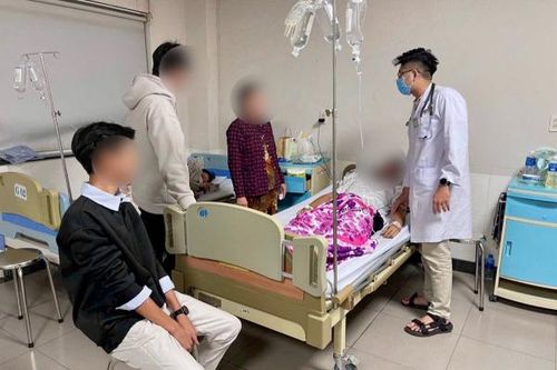 Xử phạt 92 triệu đồng chủ bán bánh mì làm nhiều người ngộ độc