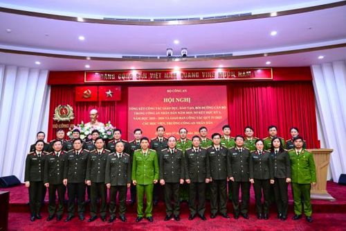 Ứng dụng mạnh mẽ khoa học công nghệ, chuyển đổi số vào giáo dục và đào tạo trong CAND