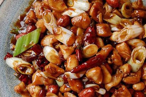 Người bị bệnh tim mạch có nên ăn lạc? Câu trả lời khiến nhiều người bất ngờGợi ý 5 món ăn từ lạc, giòn - ngon - rẻ